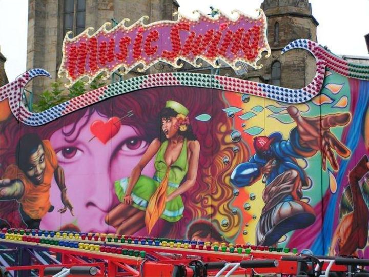 Airbrush · Music Swing